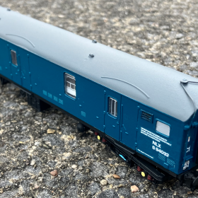 12amodels oo 4mm scale nlx gangwayed newspaper van conversion kit for lima hornby guv 2