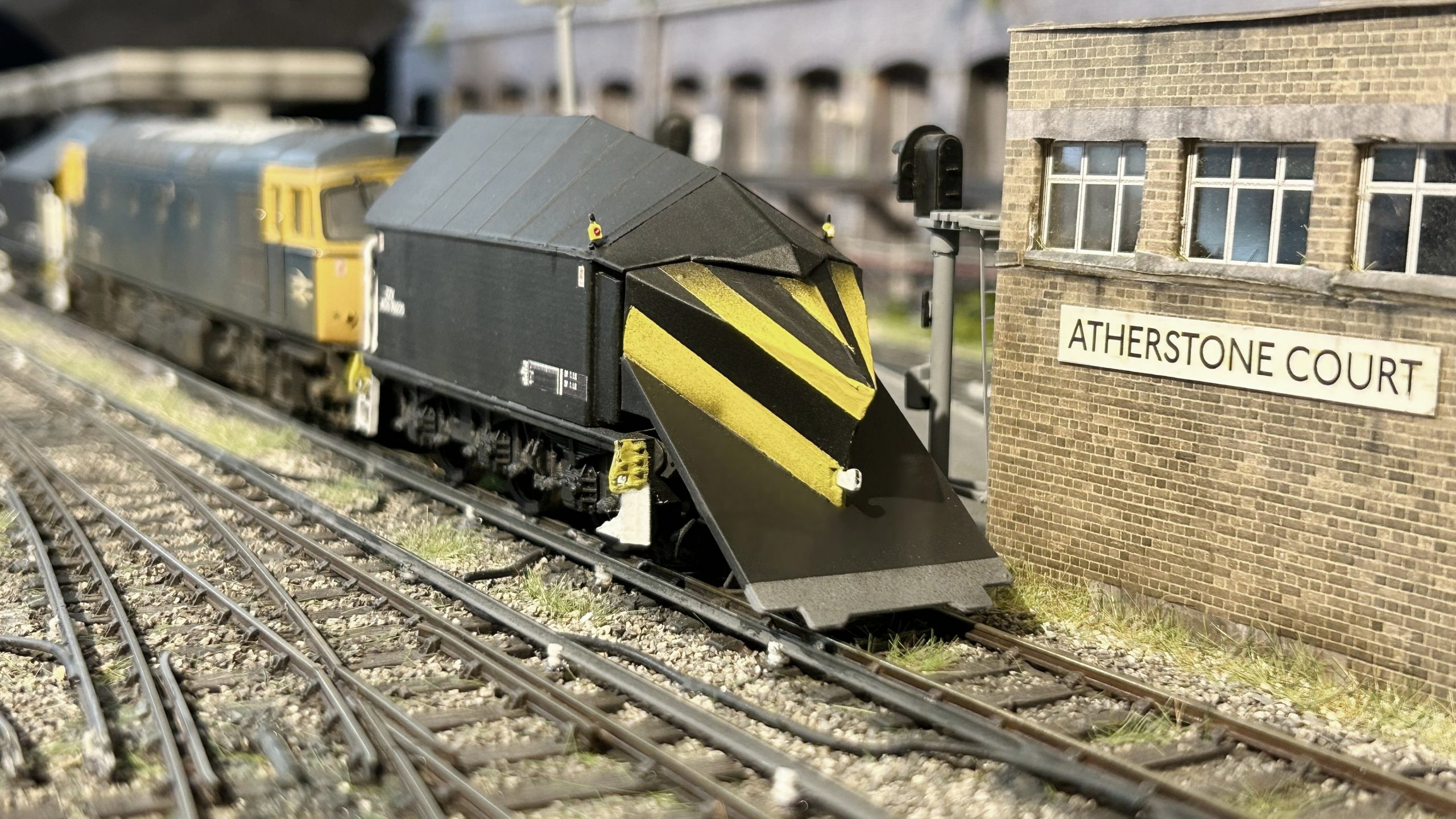 40094 12A SchoolsTenderSnowplough Front copy